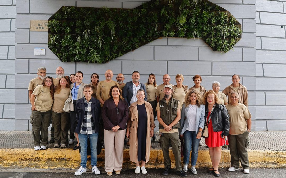 El taller dual Salvaterra Emplea IV forma a 20 personas desempleadas y crea un jardín vertical