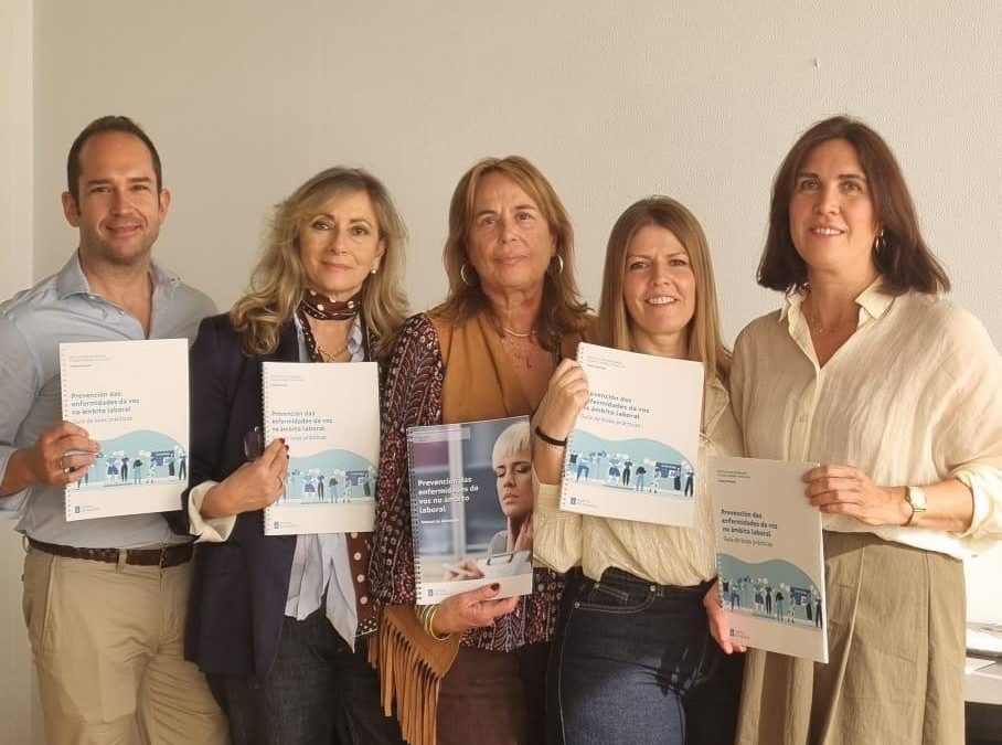 A Xunta presenta a guía de boas prácticas ‘Prevención das enfermidades da voz no ámbito laboral’ dirixida a persoas teleoperadoras, locuturas ou docentes