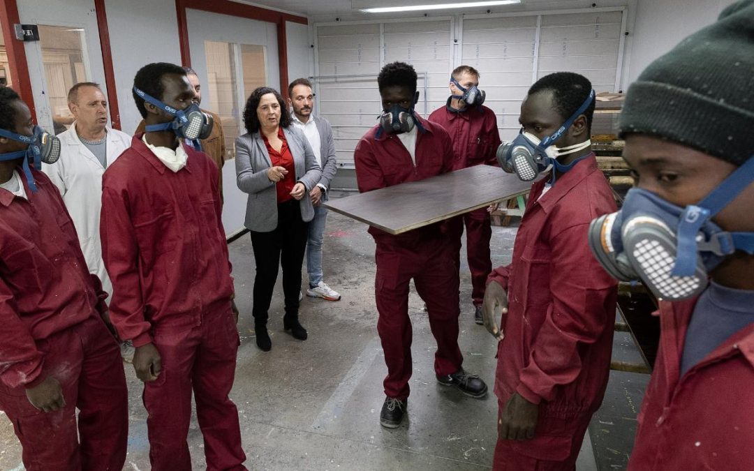 Belén do Campo destaca o papel do Centro de Formación para o Emprego de Santiago como un referente na cualificación profesional e na inserción laboral