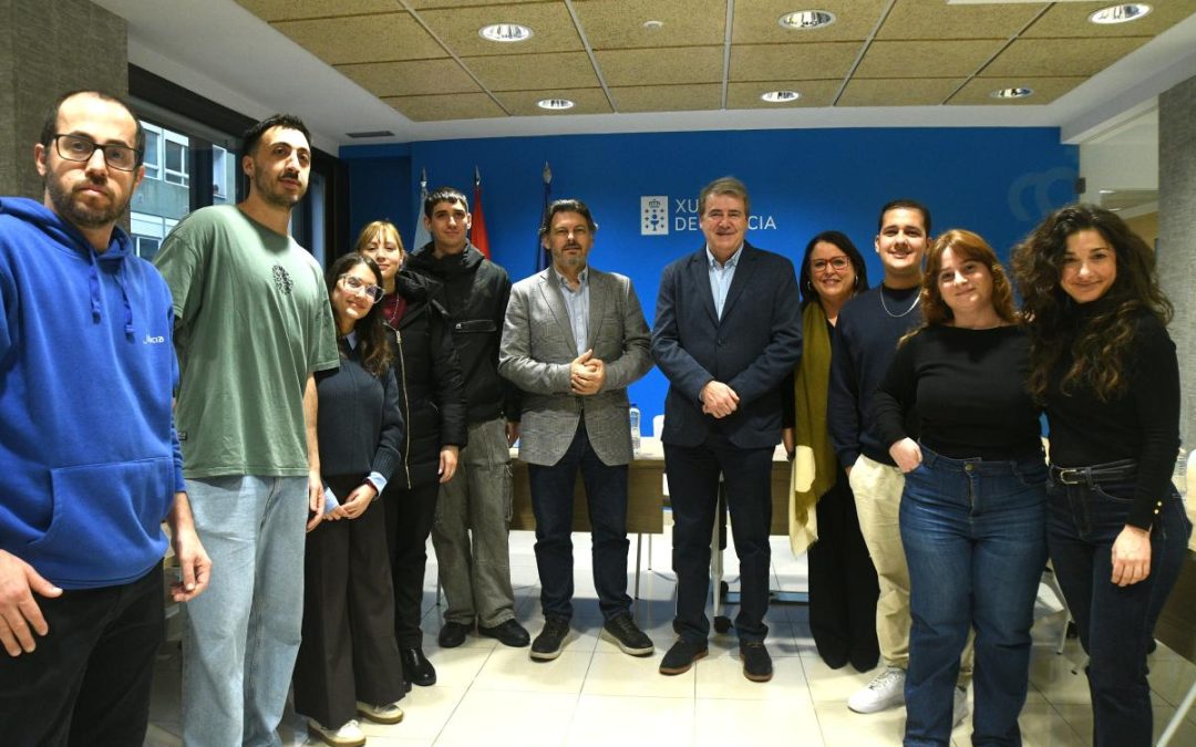 A Xunta lembra nun encontro con bolseiros BEME que está aberta a convocatoria deste ano coa que acadará os 2.000 mozos e mozas retornados