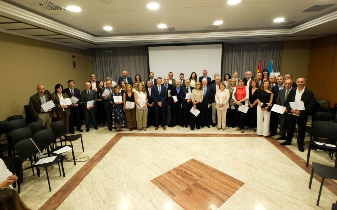 La Xunta pone en valor el papel de los colegios profesionales en el desarrollo socioeconómico de Galicia